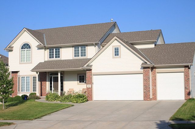 1st image of 11919 S 52nd St