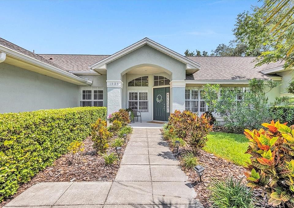 1st image of 1525 CARILLON PARK DRIVE