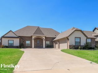 9609 Cypert Rd, Yukon, OK 73099