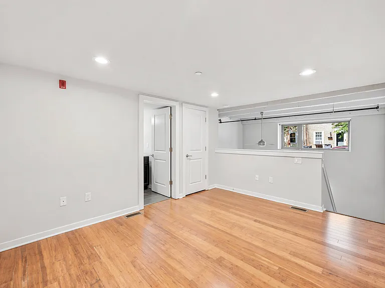 The Residences at 3640 — Photo 10