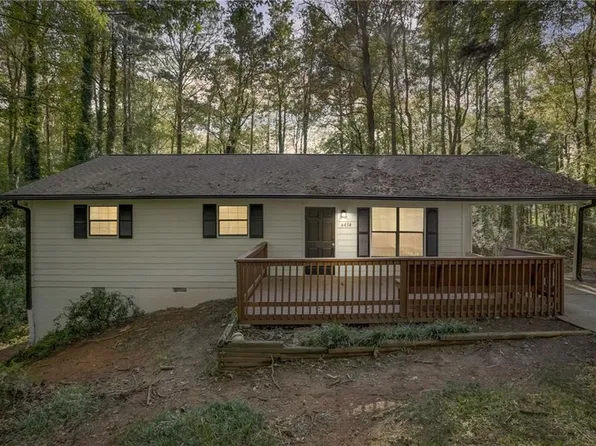 6434 Sweetbriar Dr SW, Austell, GA 30126
