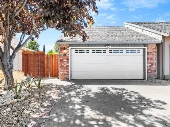 7546 E Whisperwillow Dr, Sacramento, CA 95828