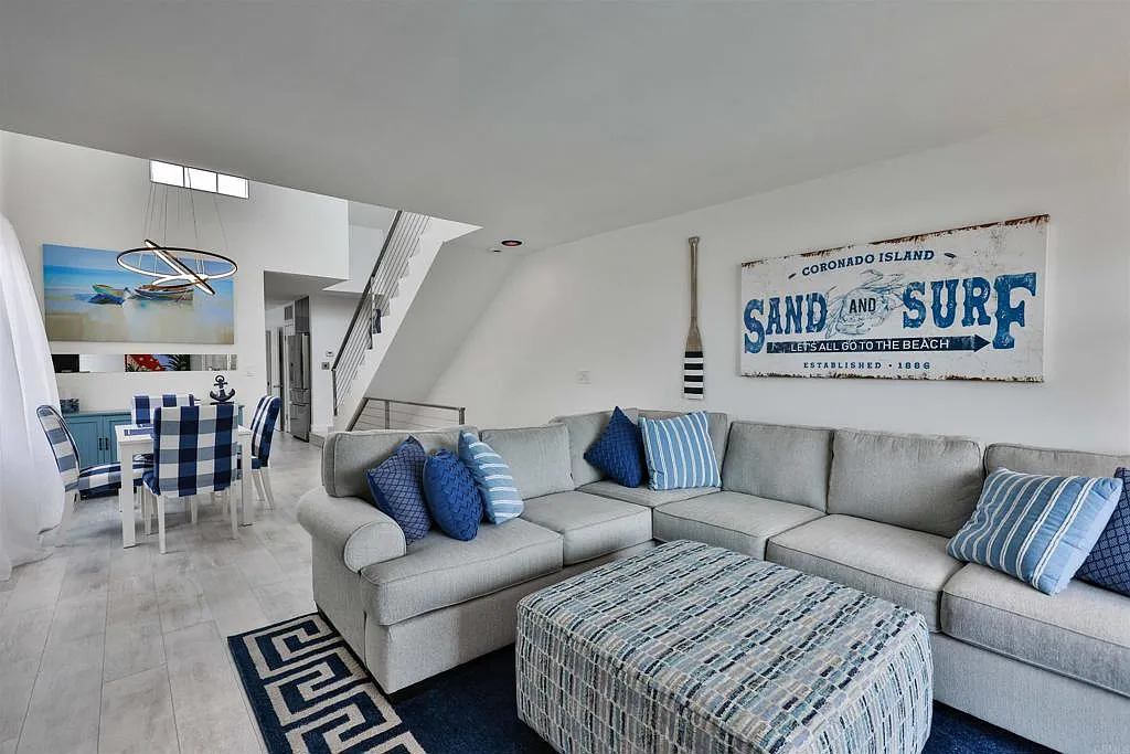 2 bed, 2.5 bath, 1529 sqft, $6,000 — Photo 3