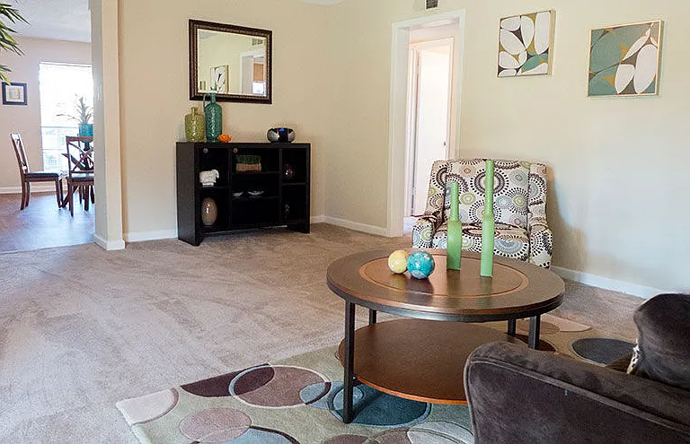 Willow Gardens — Photo 8