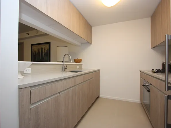 497 Saint Mark's Avenue image 9 of 13