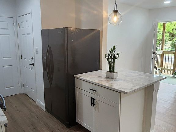 5th image of 1407 Glenda Dr