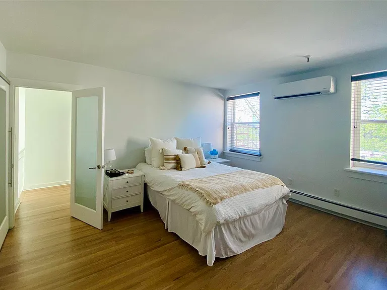 222 Bloomfield St #6R — Photo 9
