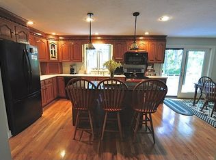3 Bay Farm Rd, Duxbury, MA 02332