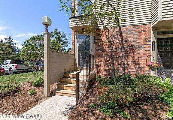 4th image of 20791 Indian Creek Dr #78