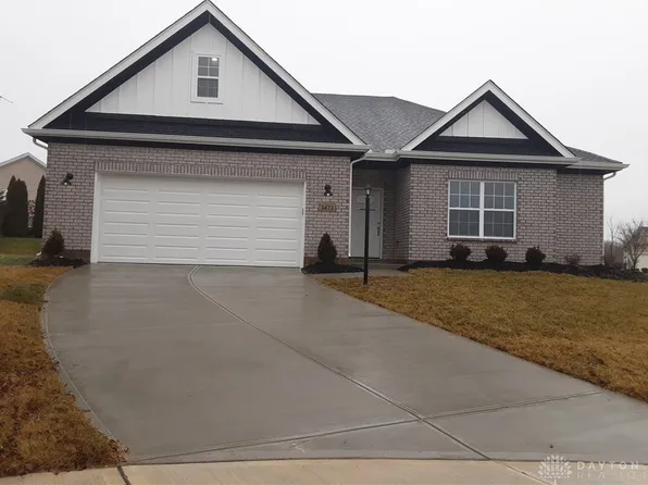 1473 Foxtale Ct, Xenia, OH 45385