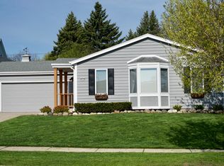 511 Robertson St, Wauwatosa, WI 53213