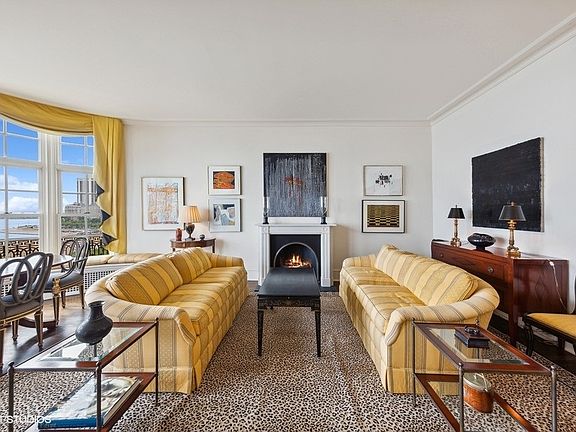4th image of 1200 N Lake Shore Dr APT 801