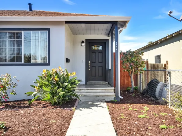 146 Wisteria Dr, Palo Alto, CA 94303