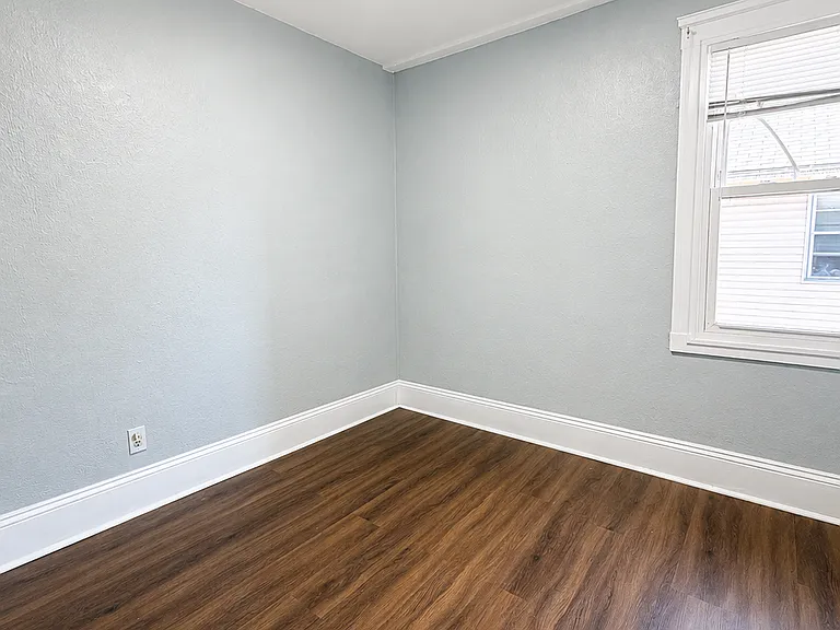 33 W Friendship St #2 — Photo 10