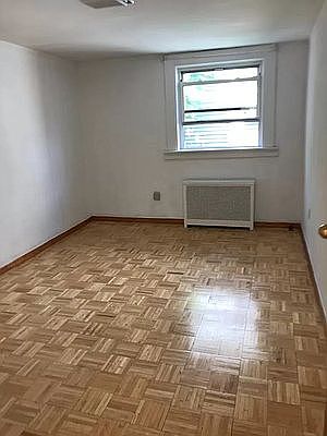 3rd image of 189 Metropolitan Ave #2