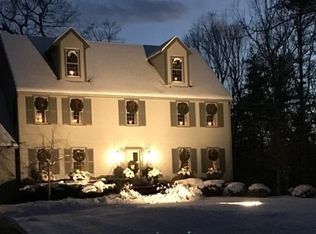 5 Knoll Dr, Norfolk, MA 02056