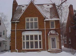 3689 Gridley Rd, Shaker Heights, OH 44122
