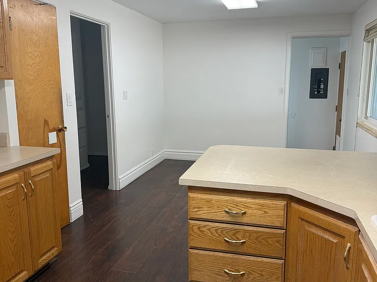1134 N Cherry Ln — Photo 3