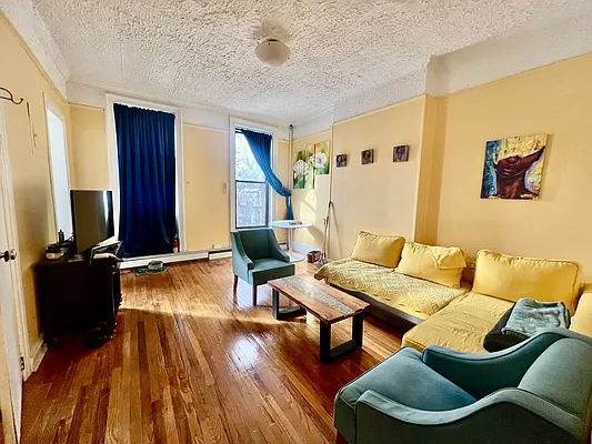 Rented by Daniel Gale Sotheby's International Realty | media 10