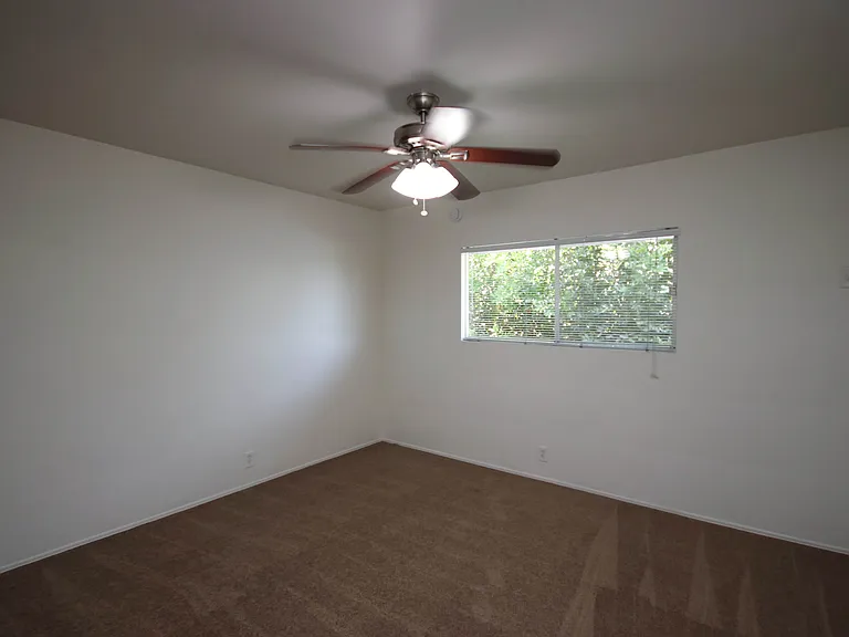 116 N Huntington Dr #C — Photo 14