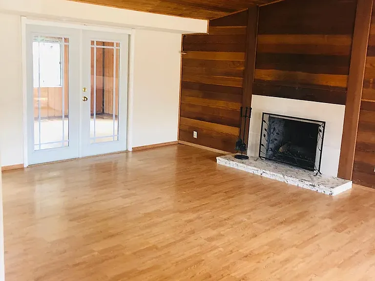 18741 Hanna Dr — Photo 17