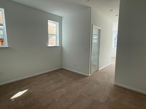 2nd image of 2877 Macabee Dr