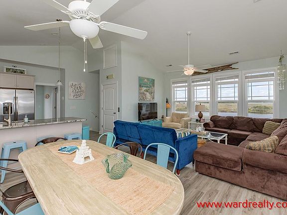 Dining & Living rooms