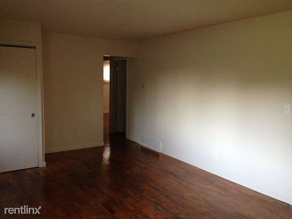 2nd image of 6096 S Dort Hwy
