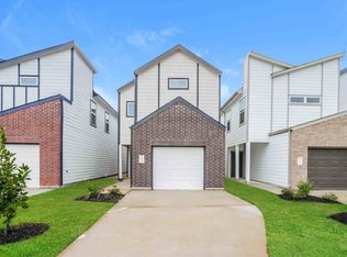 15224 Estrella E, Houston, TX 77073