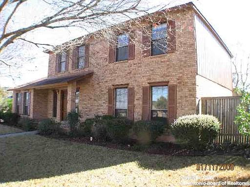 2nd image of 1924 CREEK HOLLOW DR