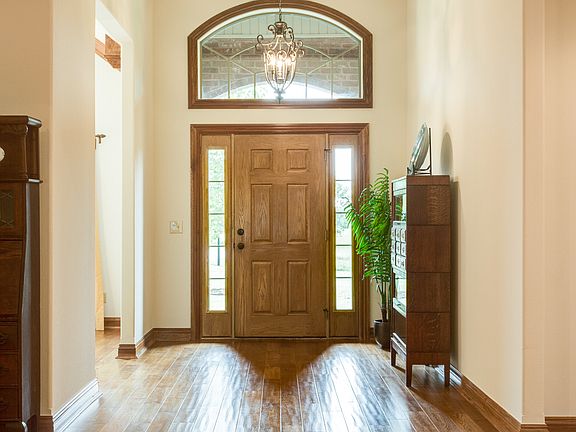 3rd image of 2646 River Rock Cir