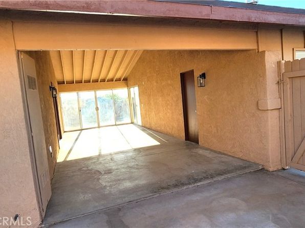 16257 Saint Timothy Rd, Apple Valley, CA 92307