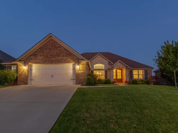 125 Prestwick Dr, Georgetown, KY 40324