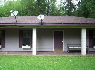 100 Sherwood Dr, Vicksburg, MS 39180