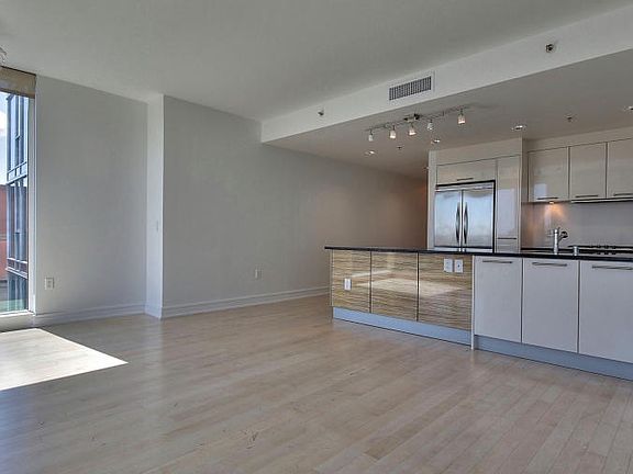 2nd image of 631 Folsom St APT 10F