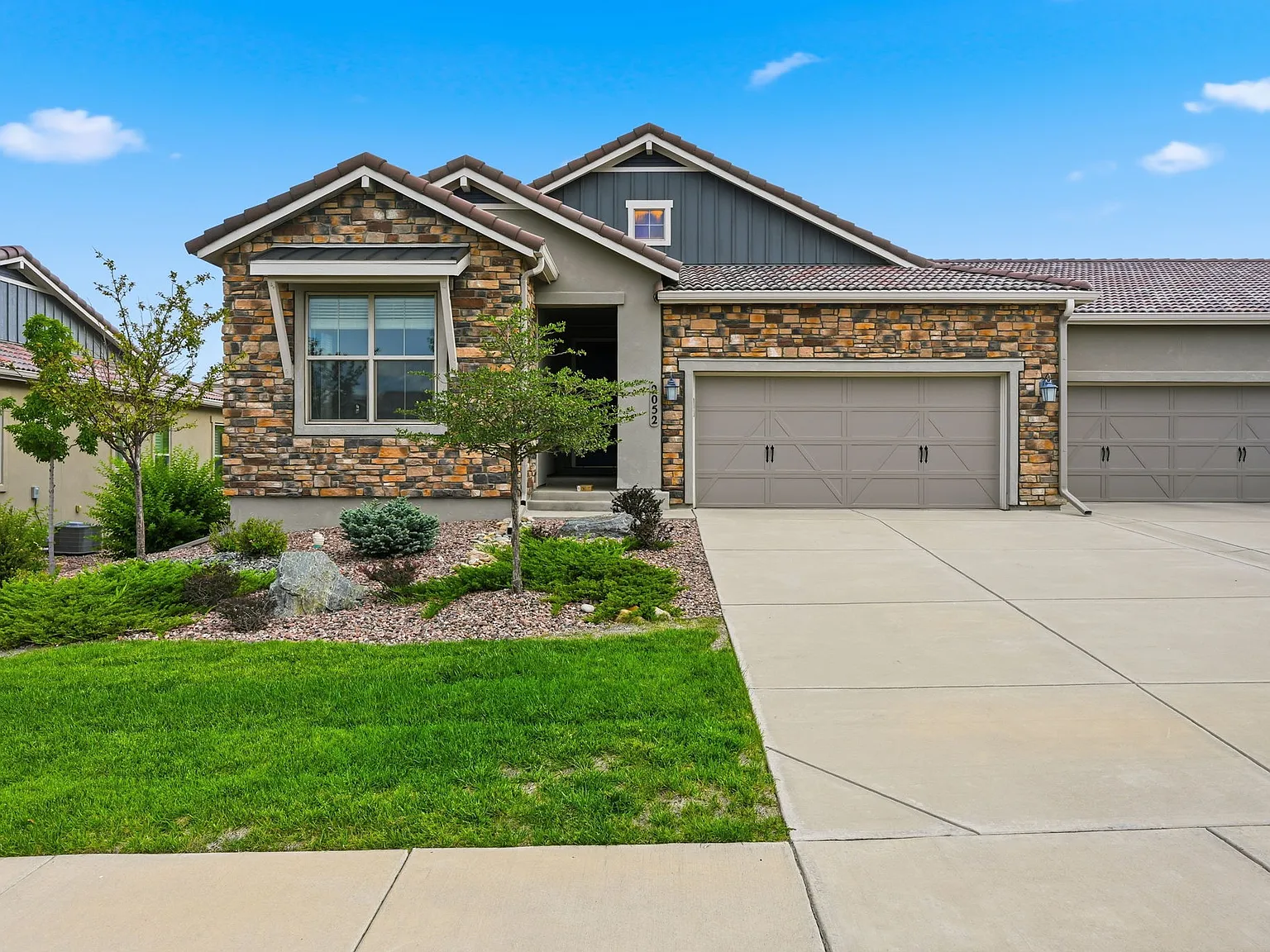 4 bed, 3096 sqft, $3,150 — Photo 4