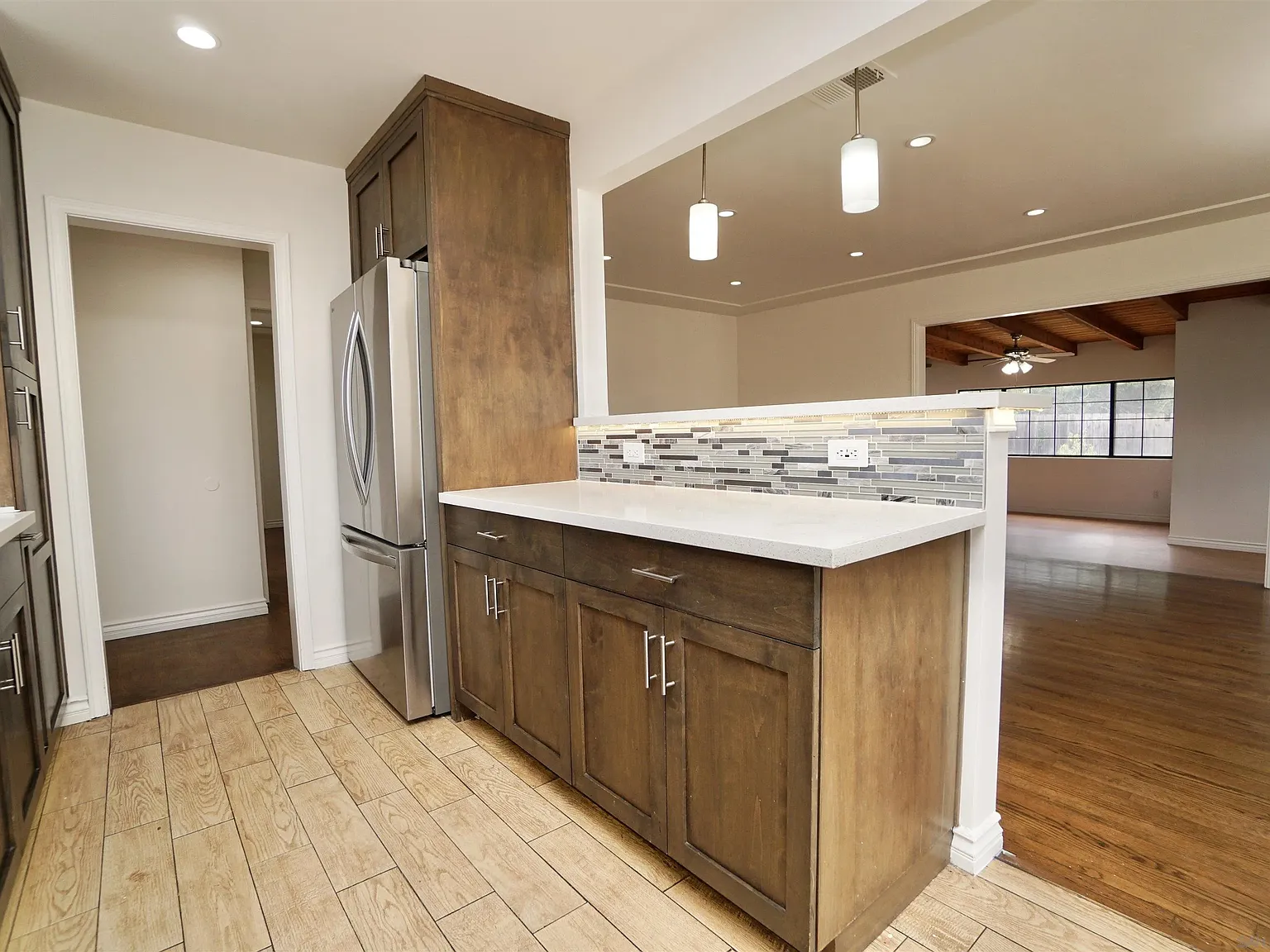 4 bed, 2.0 bath, 1538 sqft, $4,795 — Photo 4