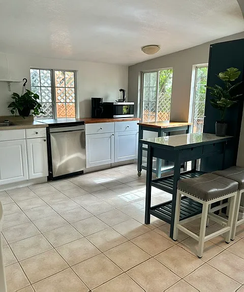902 Encinitas Blvd — Photo 8