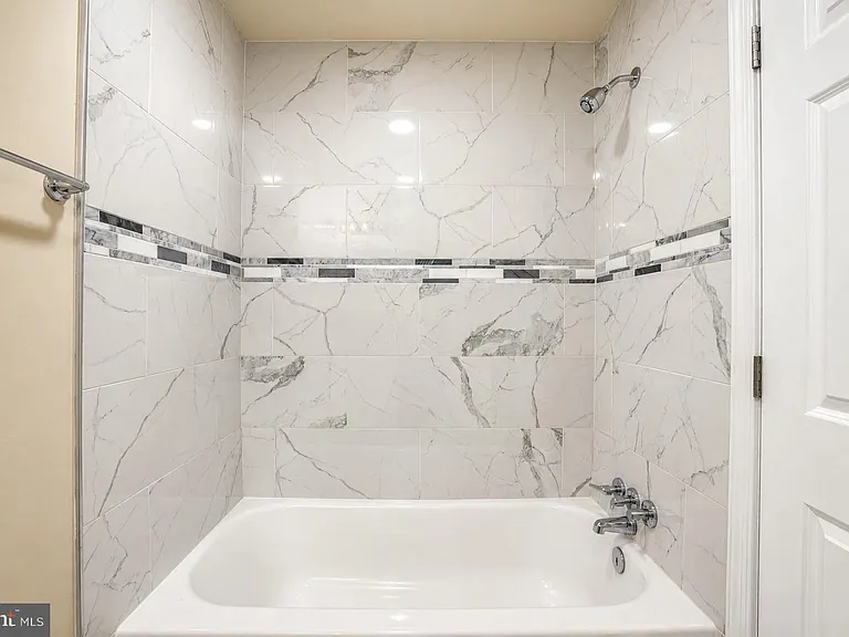 2834 R St SE #2 — Photo 8
