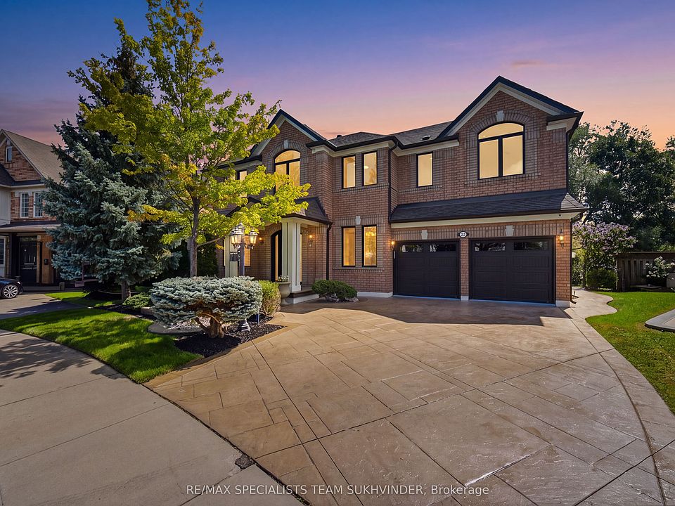 1st image of 31 Linstock Dr