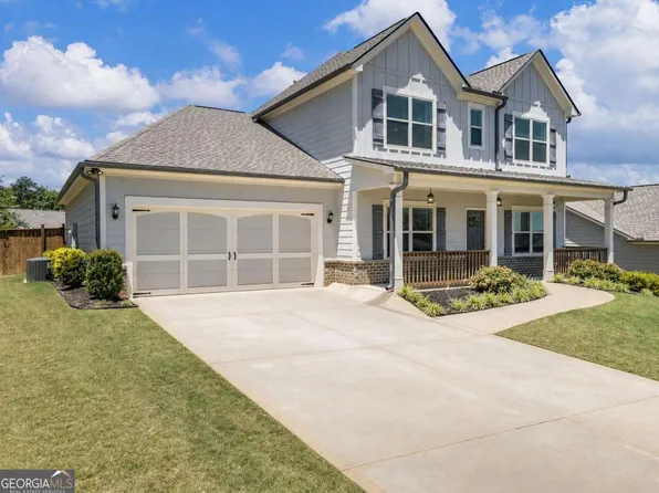 543 Calgary Downs Dr, Winder, GA 30680
