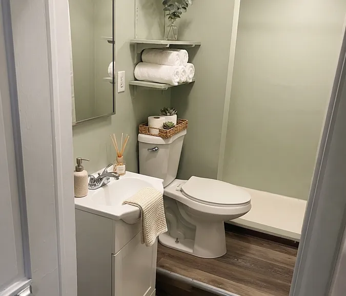 604 N Weber St #7 — Photo 4