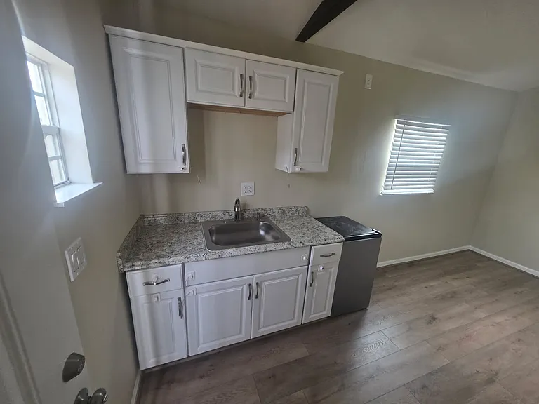 3025 Burnette St — Photo 13