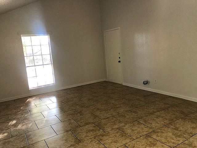 2nd image of 111A Thelma Ct