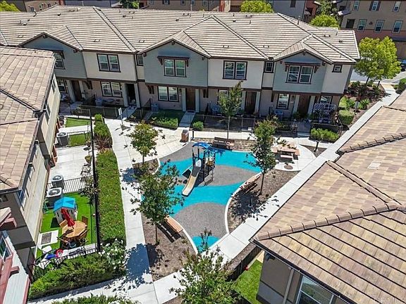 3rd image of 2860 Athens Rd Unit 3