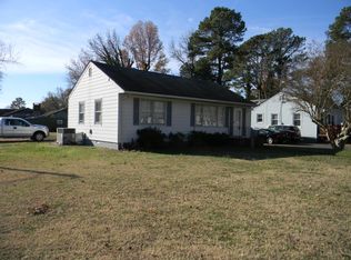 22 Dwight Rd, Newport News, VA 23601