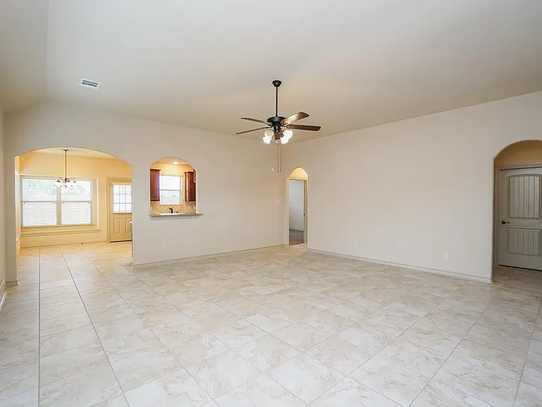 2206 Argos Dr — Photo 8