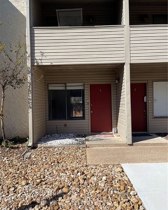 1st image of 1902 Dartmouth St APT P5