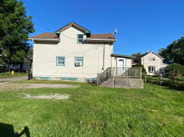 4333 S 6th St, Luna Pier, MI 48157