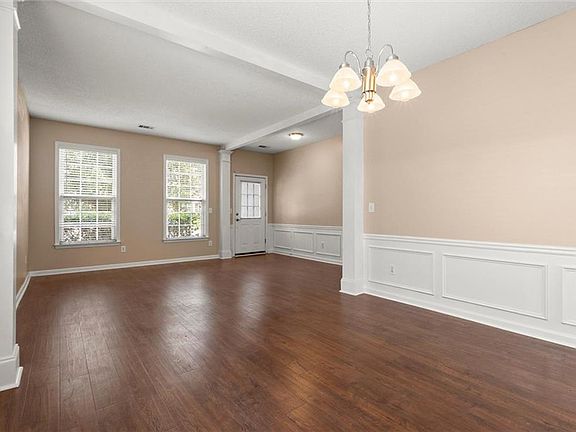 3rd image of 2103 Clearvista Dr NW